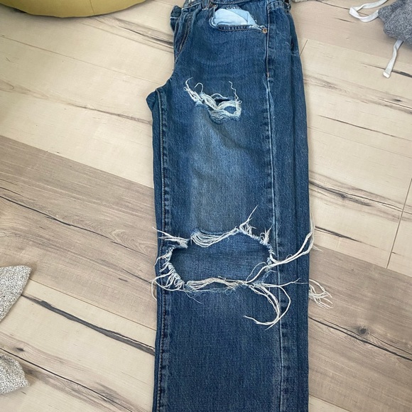 Jeans - Picture 2 of 3